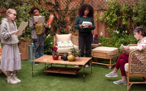 Home Economics S03E07 / AvaxHome .